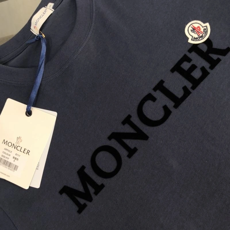 Moncler T-Shirts Attractive 140100
