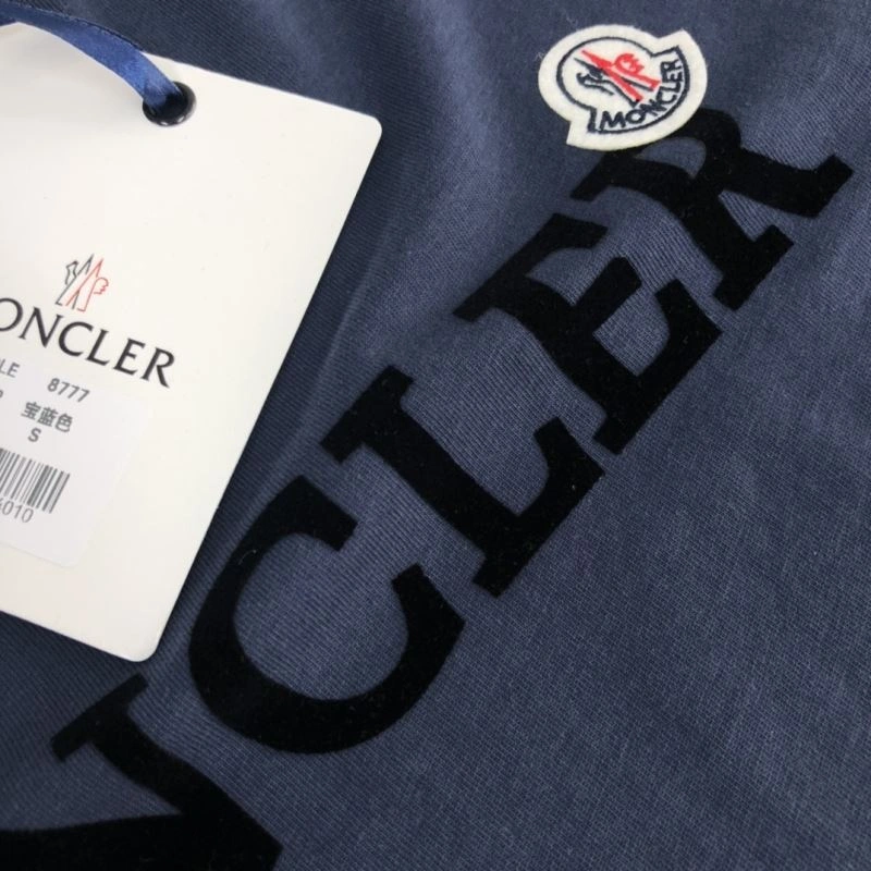 Moncler T-Shirts Attractive 140100