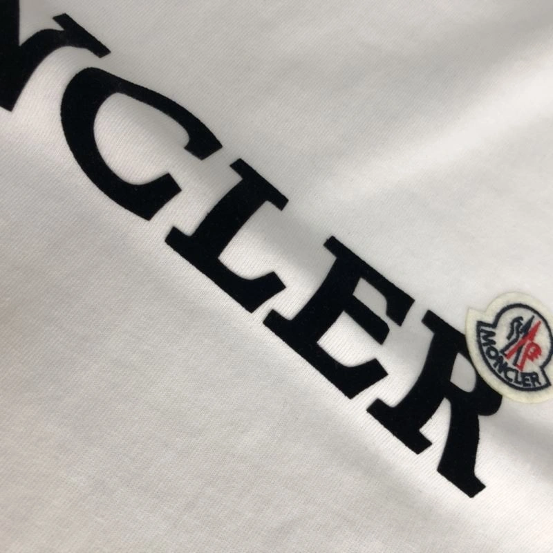 Moncler T-Shirts Trendsetting 140097