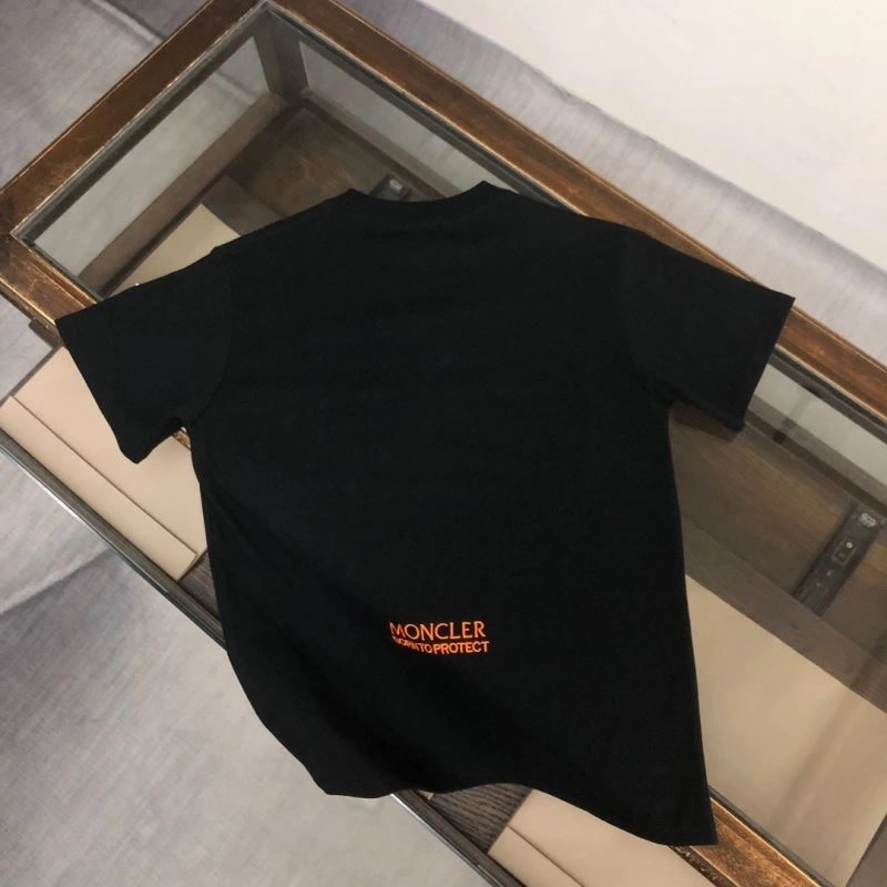 Moncler T-Shirts Effortless 140096