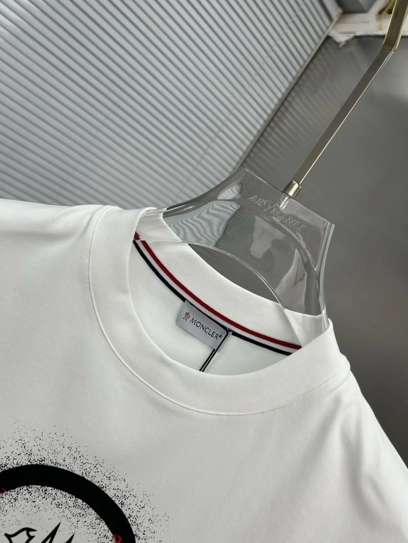 FashionForward Moncler T-Shirts 140095