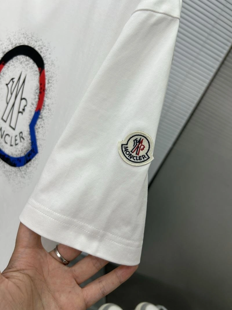 FashionForward Moncler T-Shirts 140095