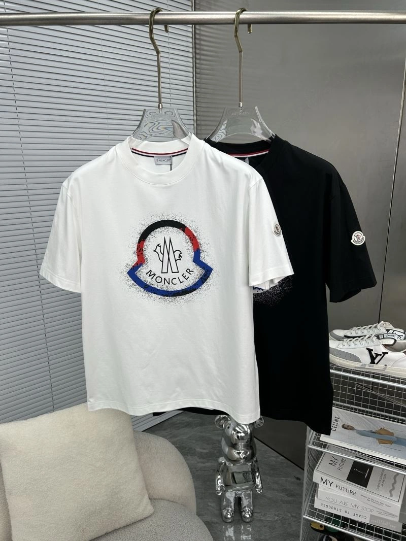 FashionForward Moncler T-Shirts 140095