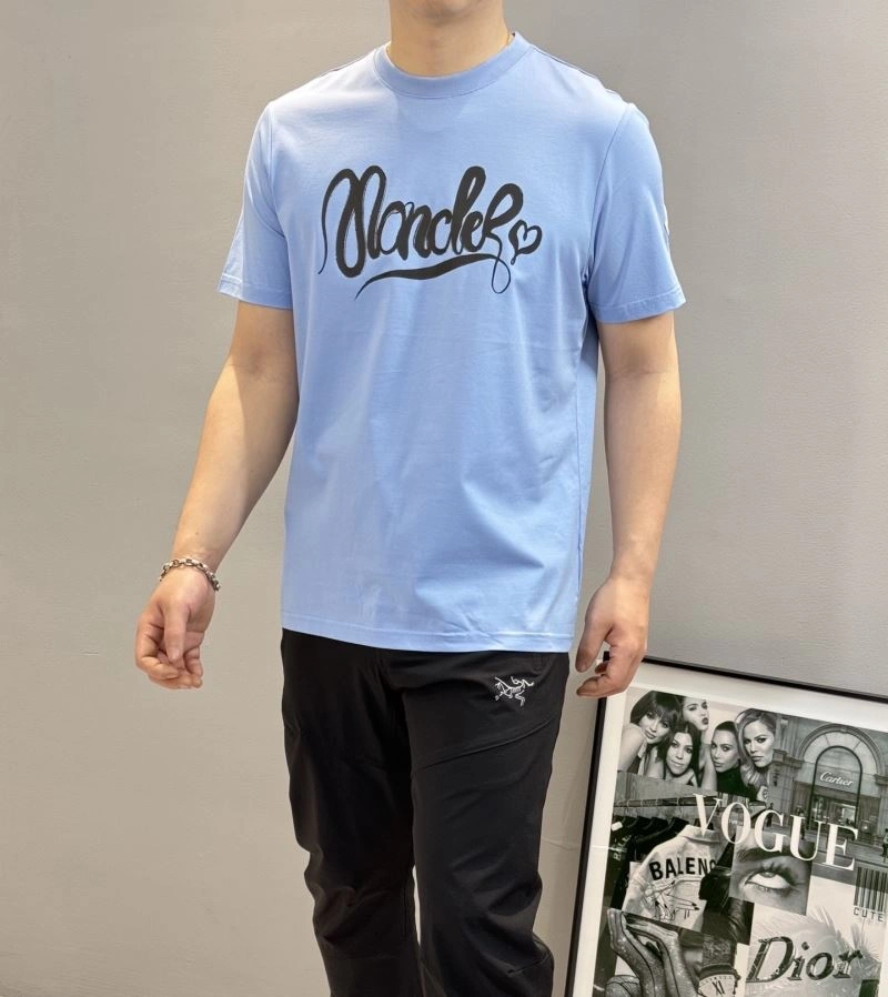 Moncler T-Shirts Modern 140094