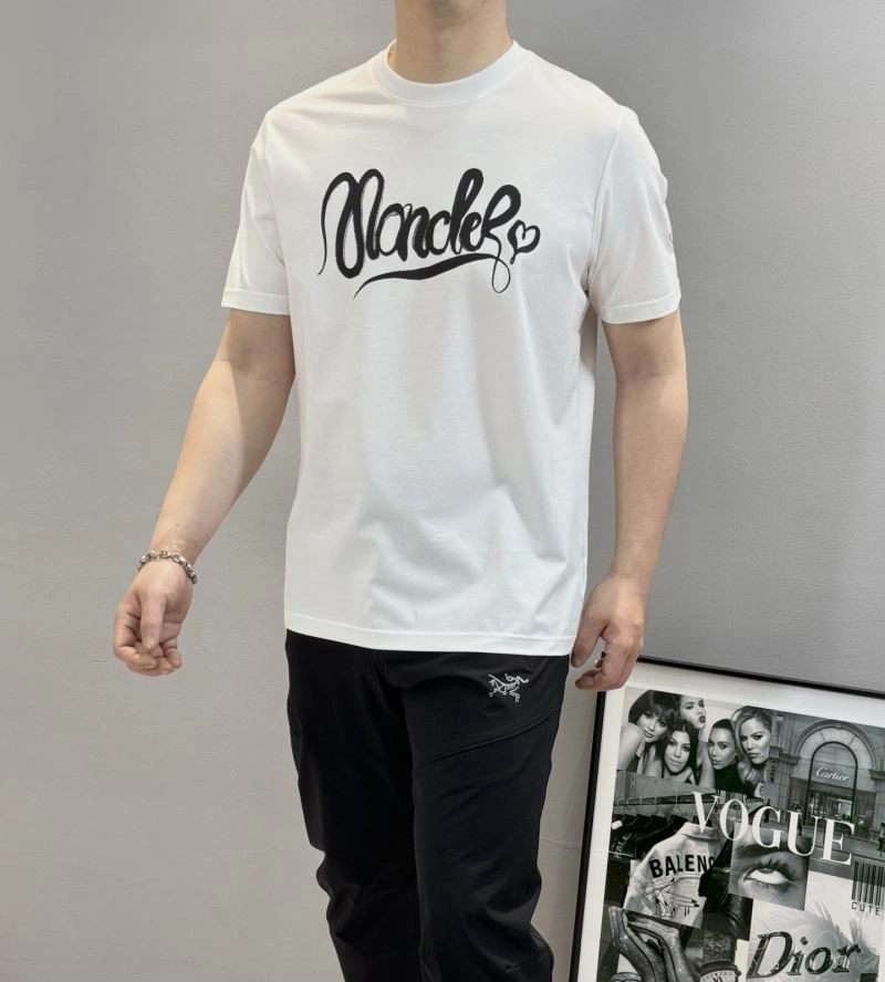 Moncler T-Shirts Modern 140094