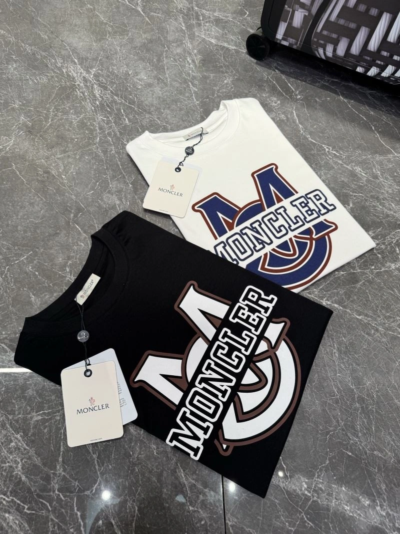 Moncler T-Shirts EasyCare 140081