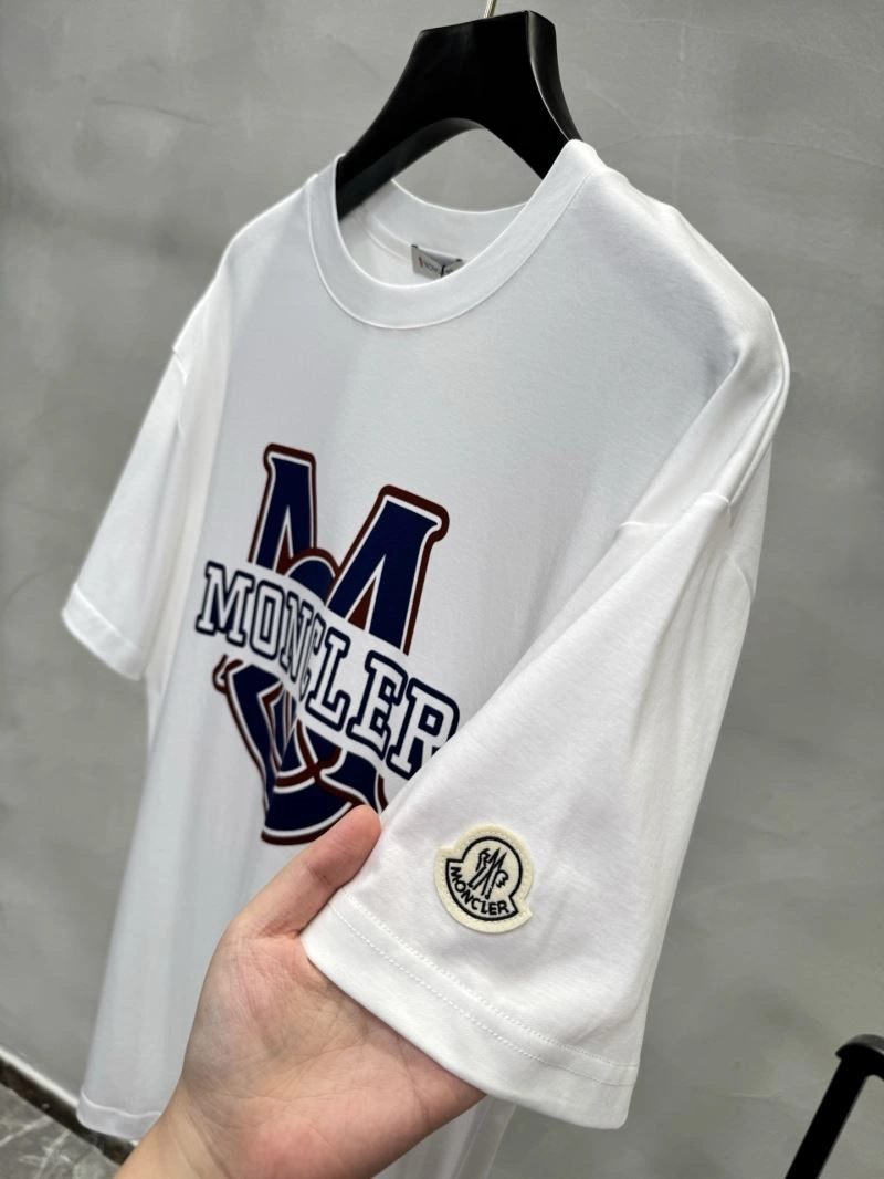 Moncler T-Shirts EasyCare 140081