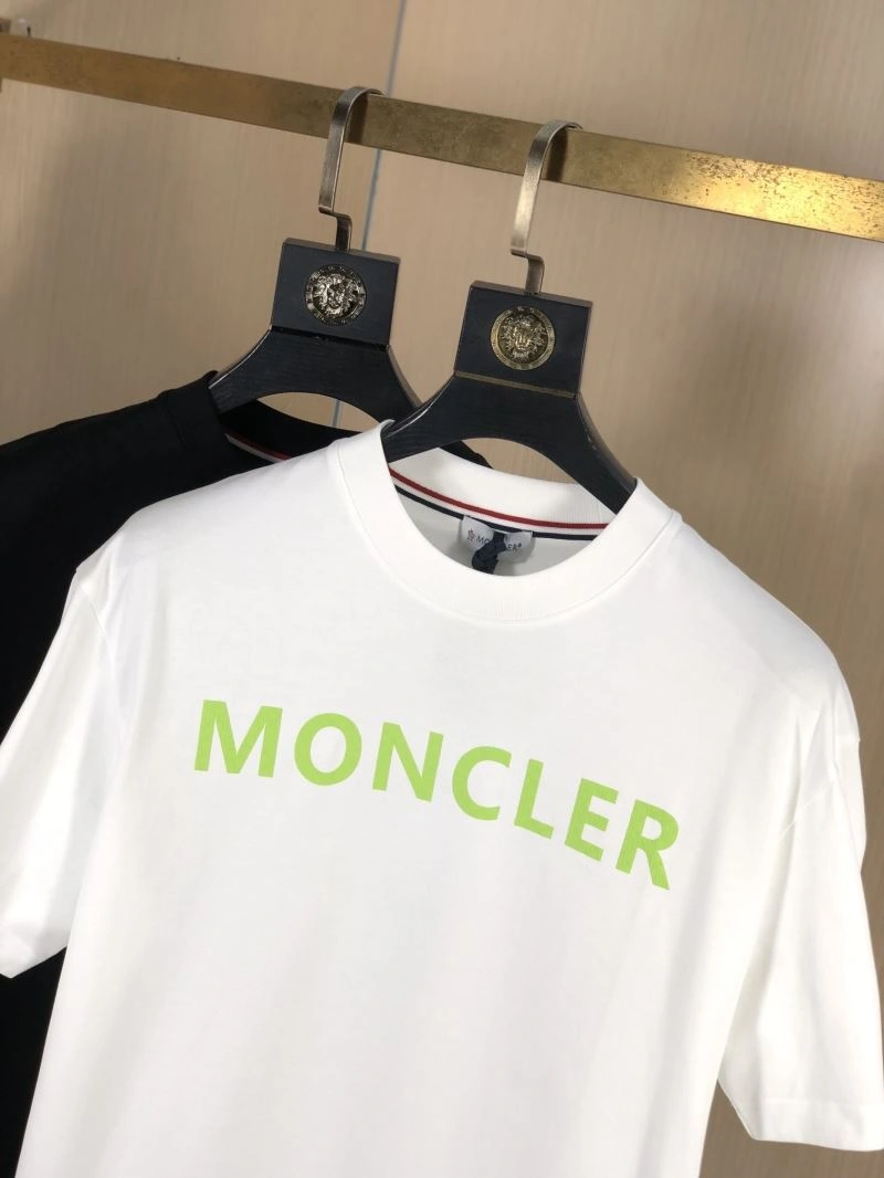Moncler T-Shirts TravelReady 140072