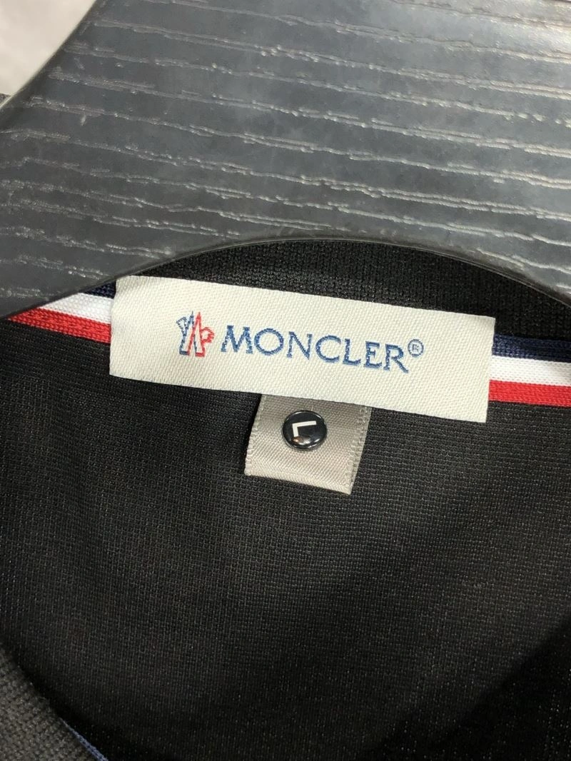 Moncler T-Shirts Breathable 140074