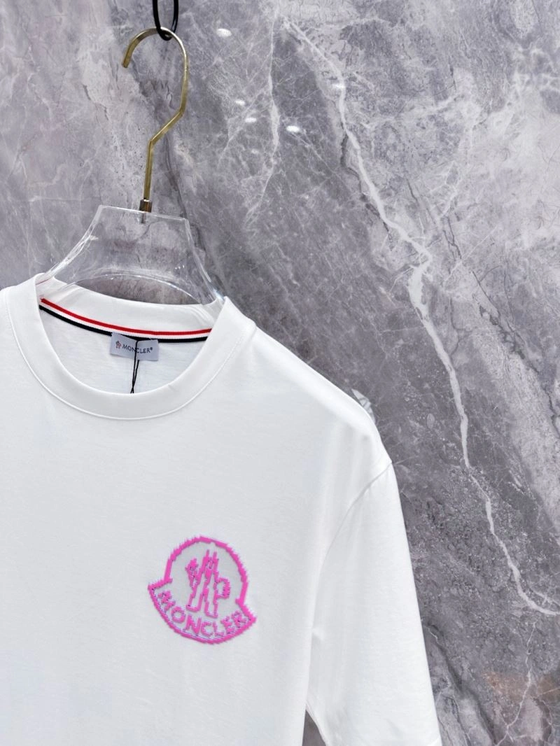 Snug Moncler T-Shirts 140066