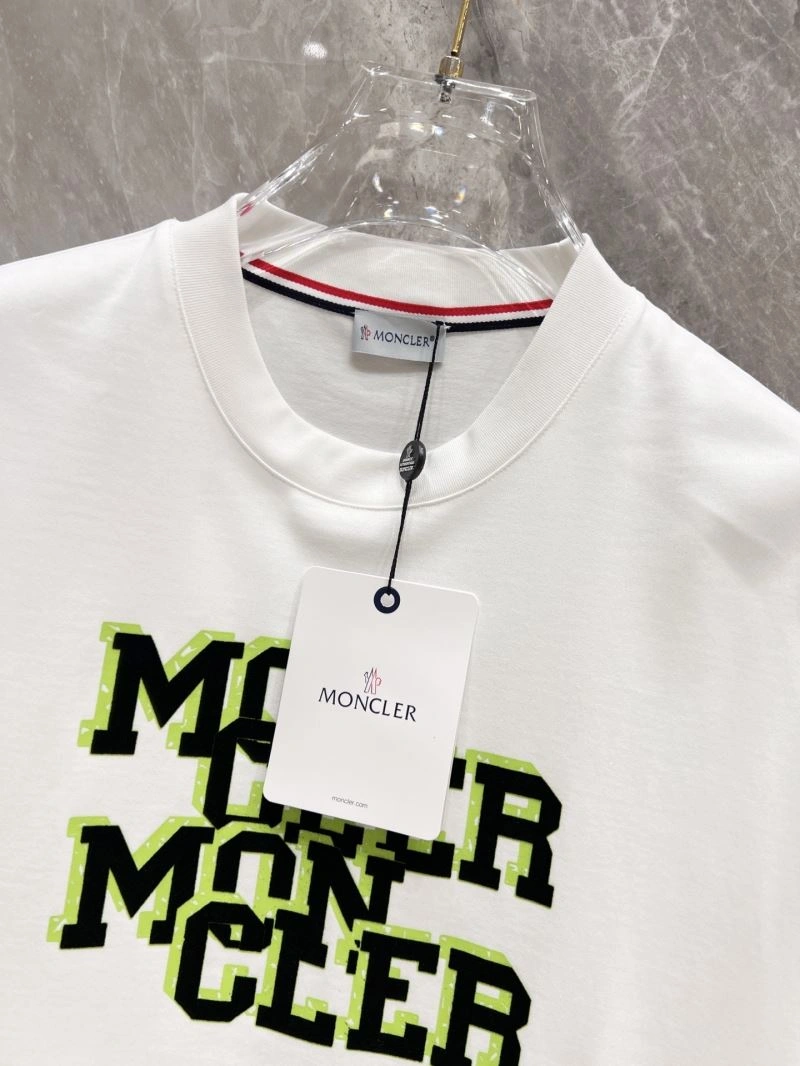 Timeless Moncler T-Shirts 140069
