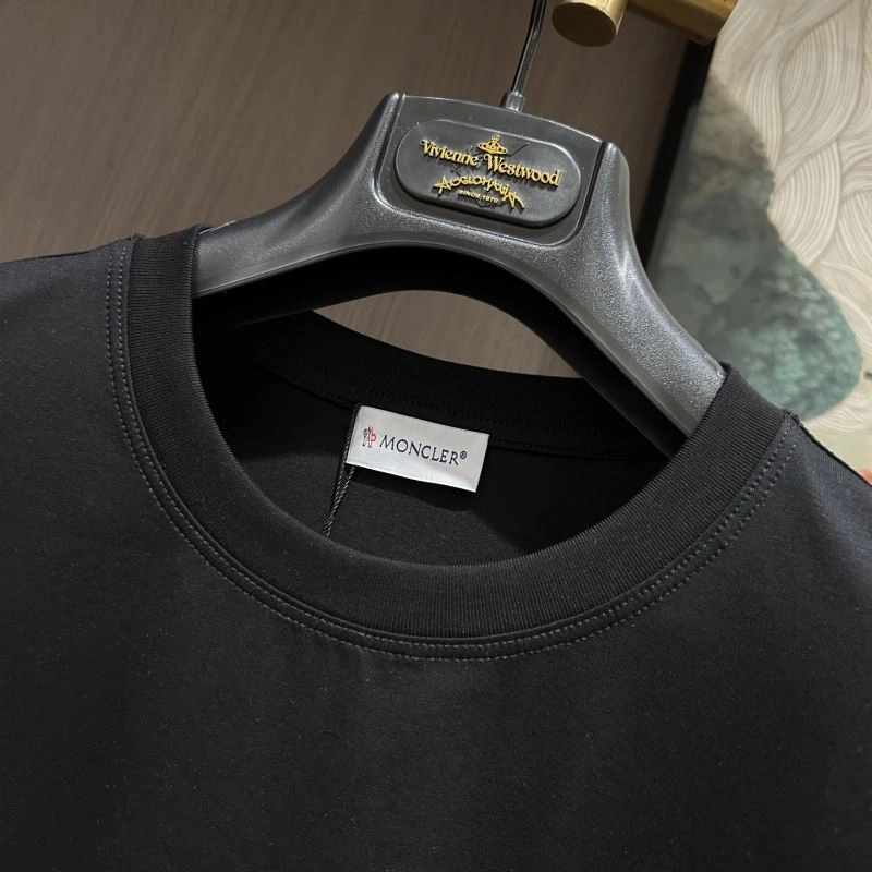 Moncler T-Shirts Original 140063