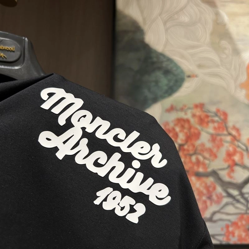 Moncler T-Shirts Original 140063