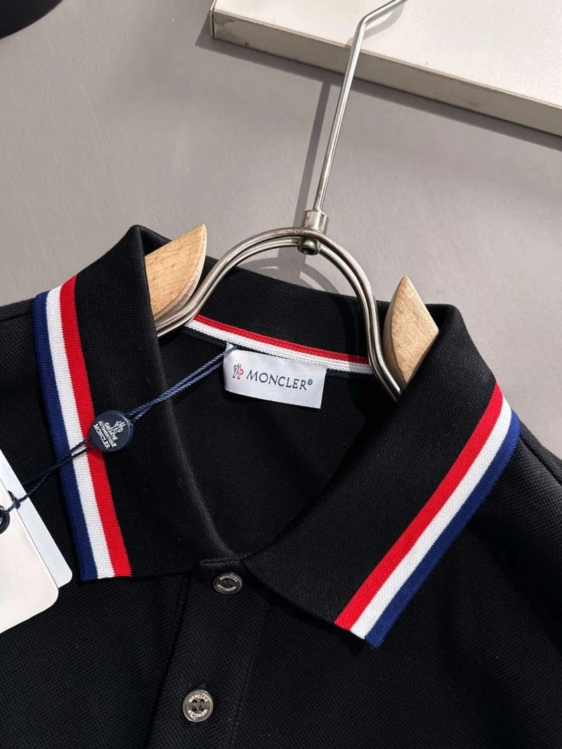Fashionable Moncler T-Shirts 140055