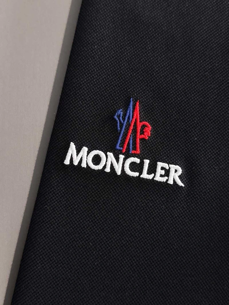 Fashionable Moncler T-Shirts 140055