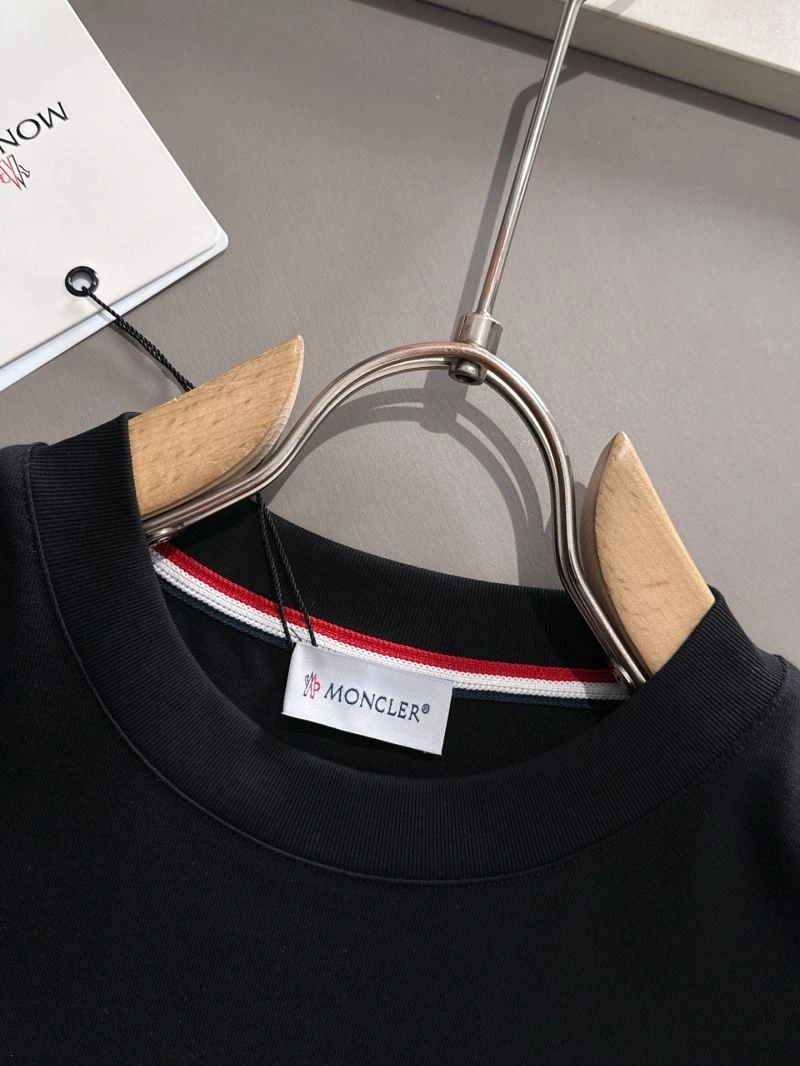 Moncler T-Shirts Colorful 140054