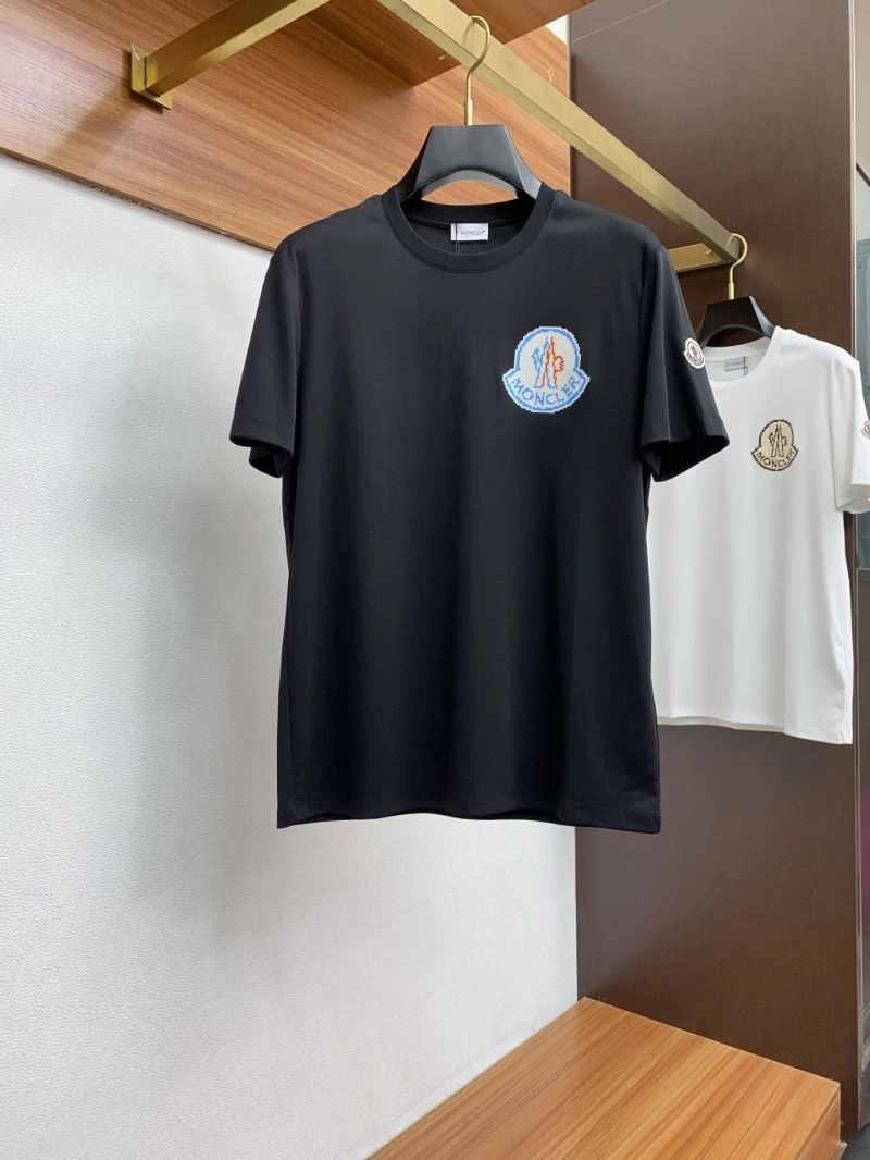ZipUp Moncler T-Shirts 140053