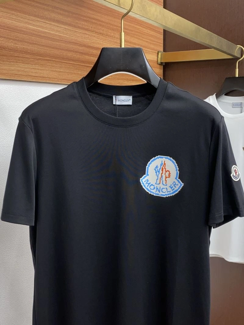 ZipUp Moncler T-Shirts 140053