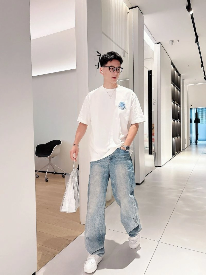 WaterResistant Moncler T-Shirts 140045