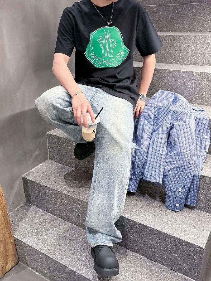 Neat Moncler T-Shirts 140042