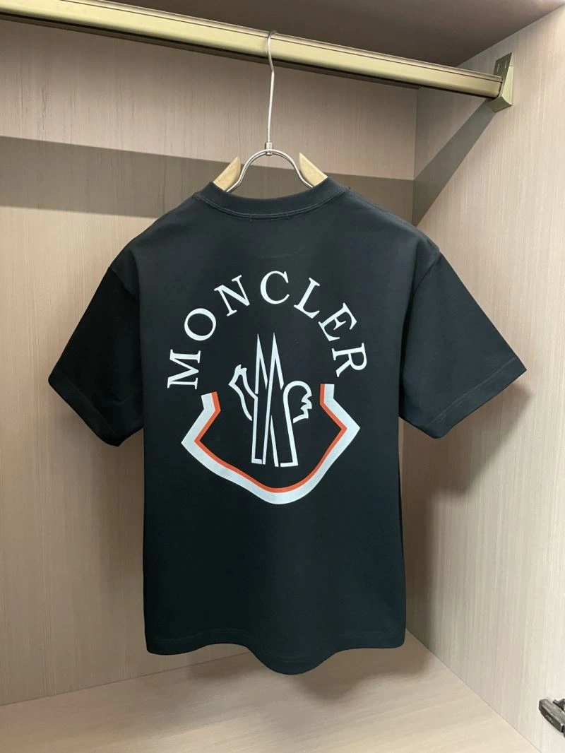 Moncler T-Shirts Compact 140046