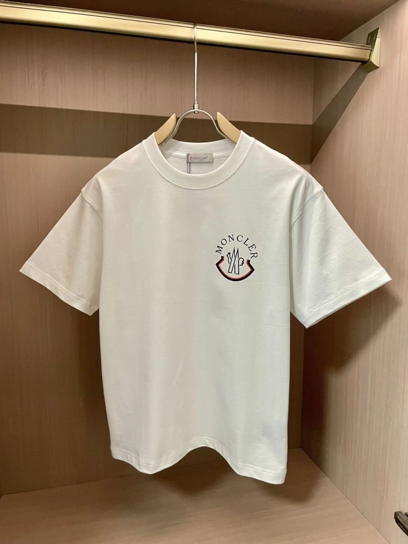 Moncler T-Shirts Compact 140046
