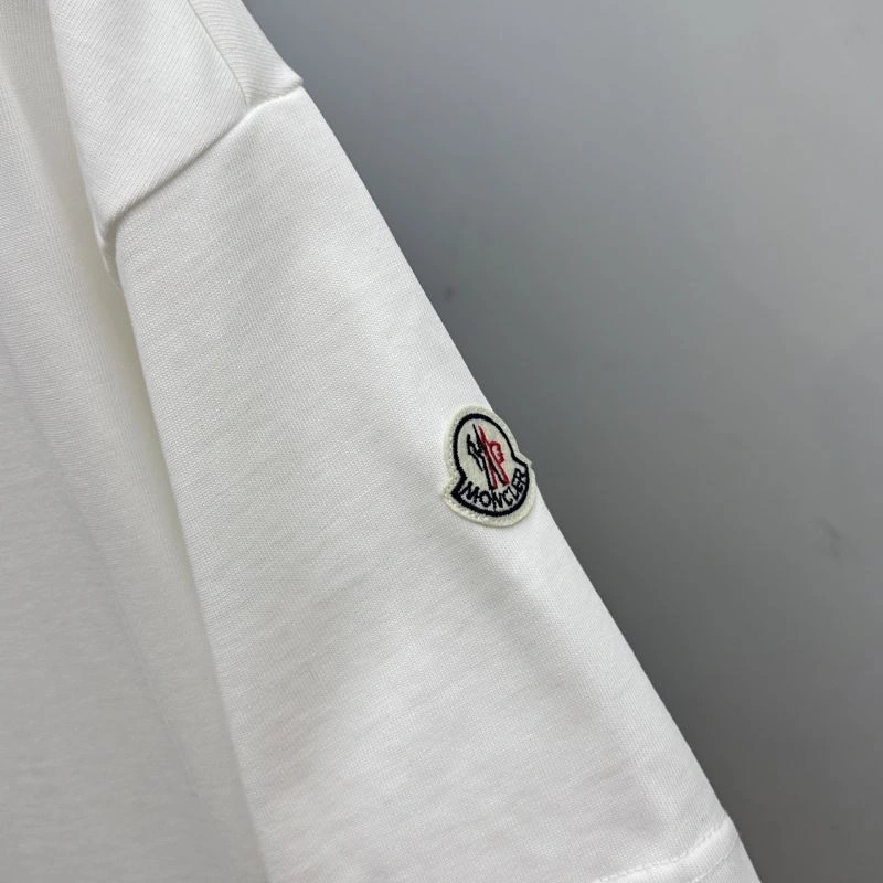 ZipUp Moncler T-Shirts 140036