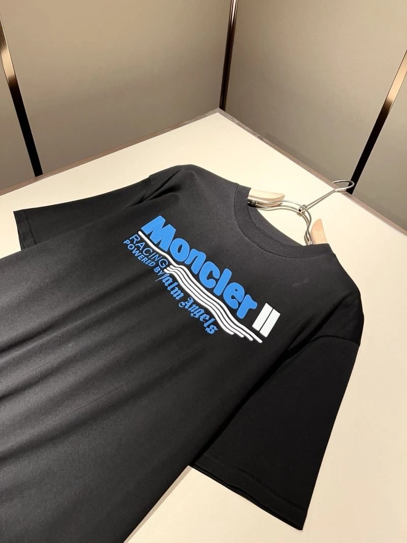 Durable Moncler T-Shirts 140031