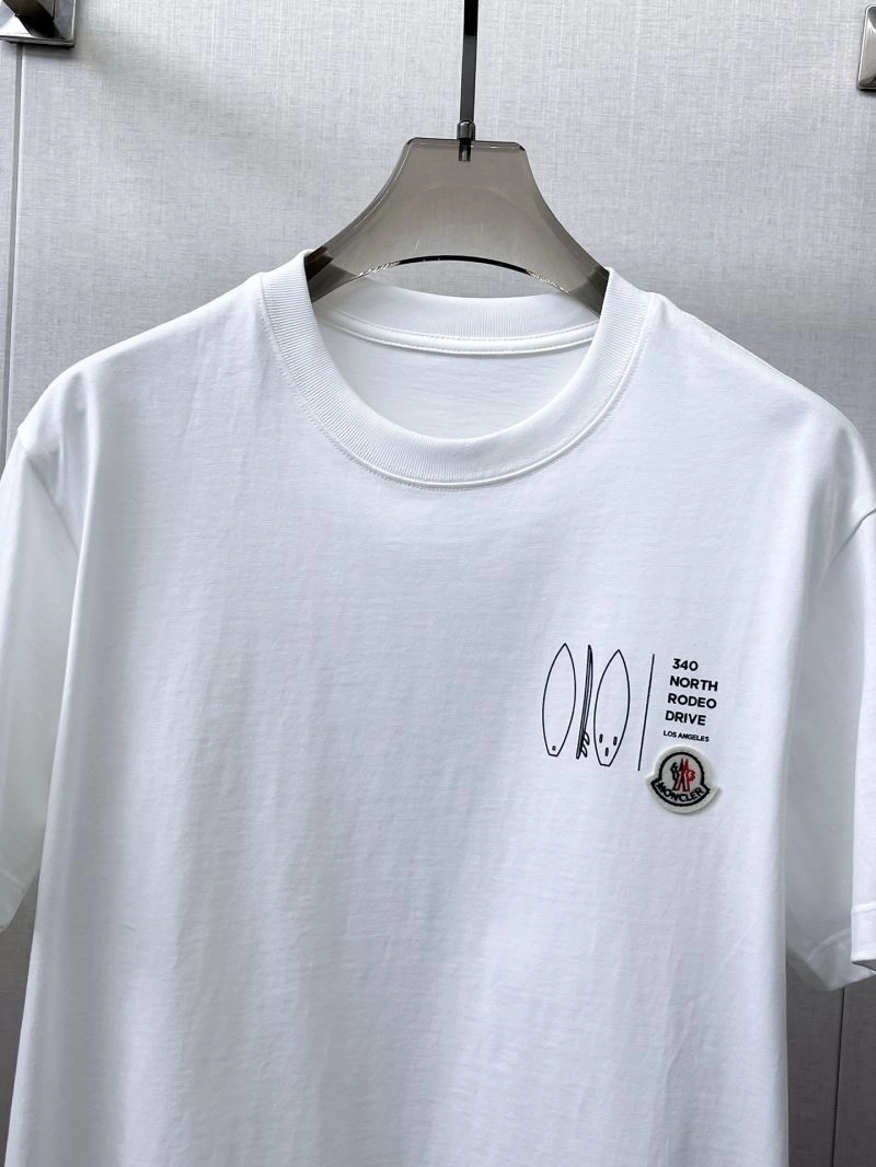 Fashionable Moncler T-Shirts 140034
