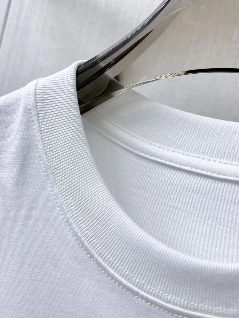Fashionable Moncler T-Shirts 140034