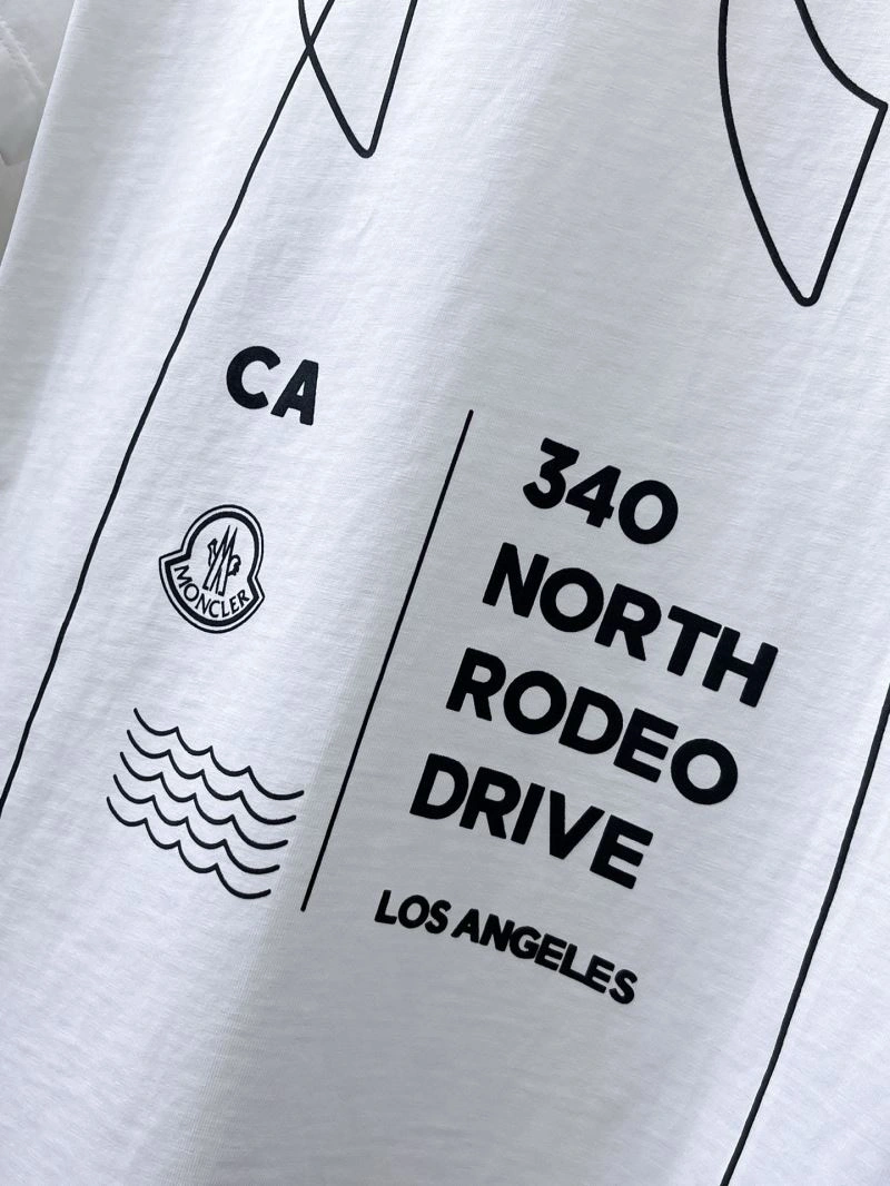 Fashionable Moncler T-Shirts 140034