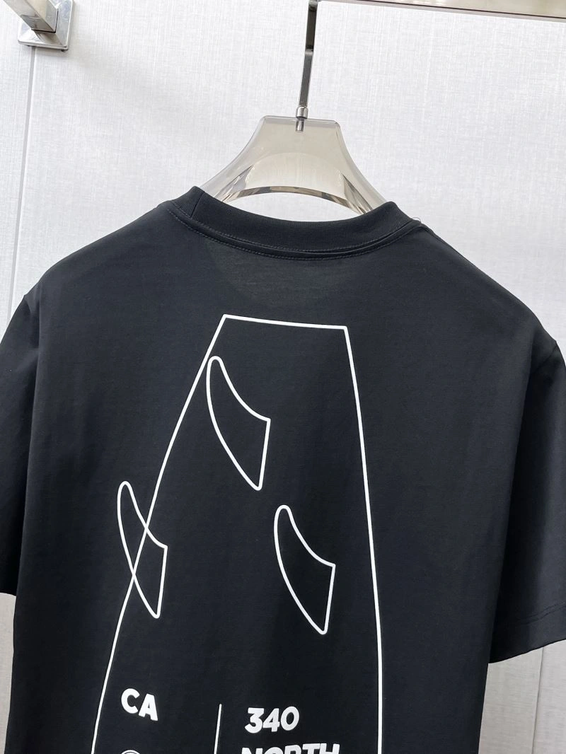 Chic Moncler T-Shirts 140040