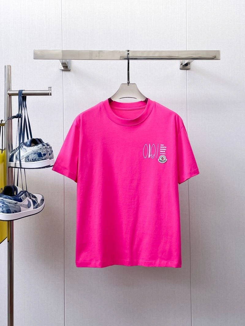 Moncler T-Shirts Practical 140028