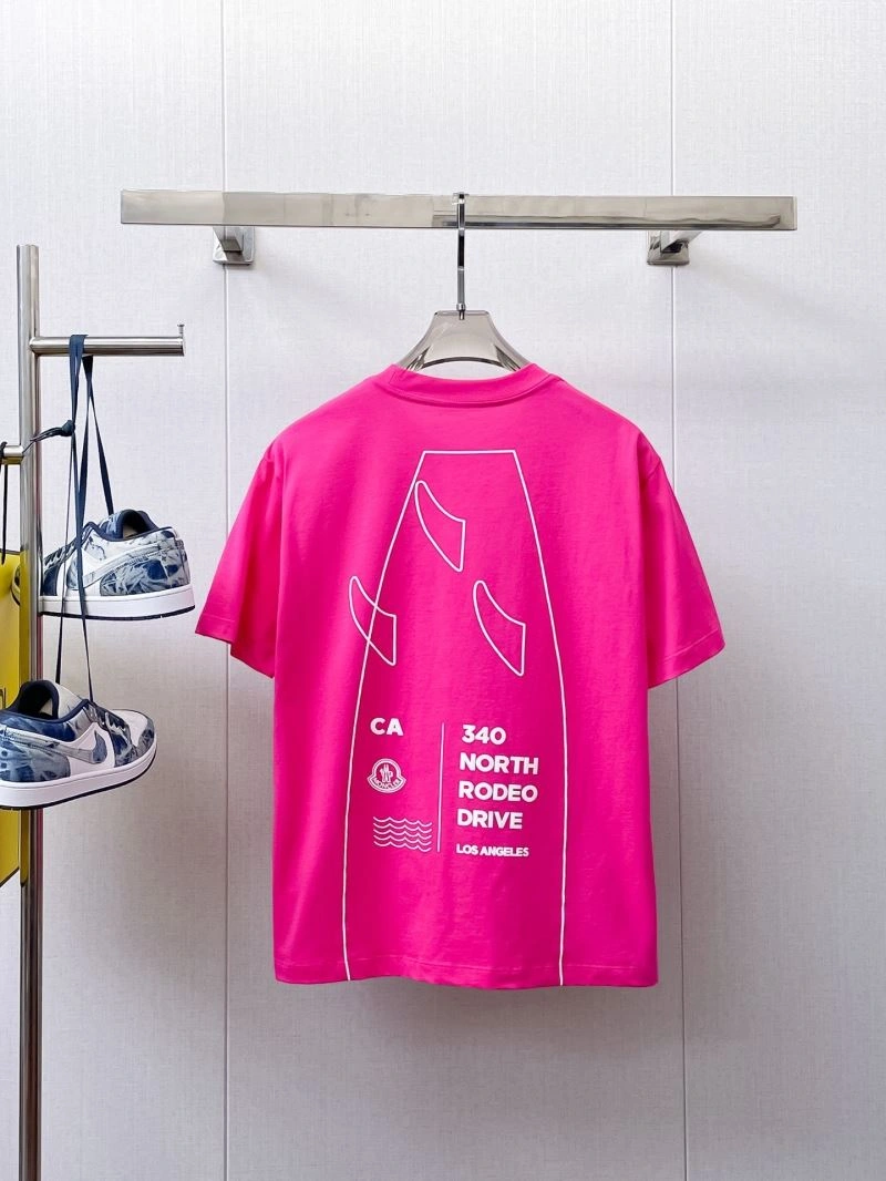Moncler T-Shirts Practical 140028