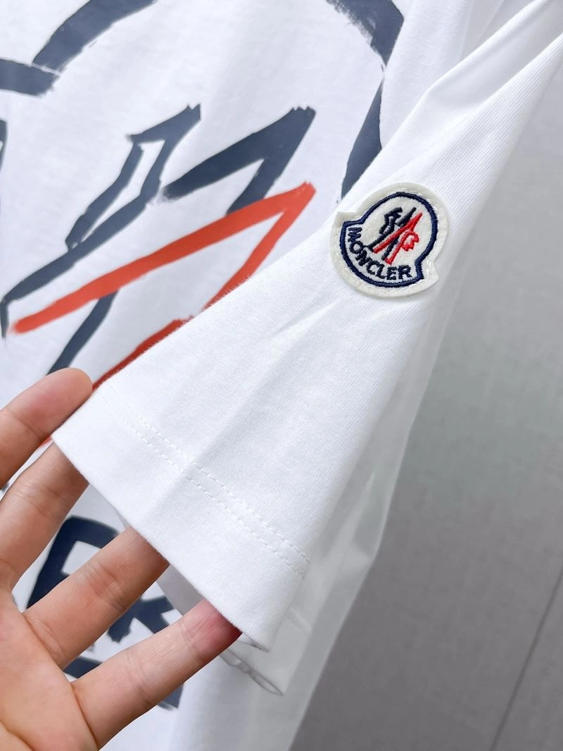 Moncler T-Shirts Fashionable 140039