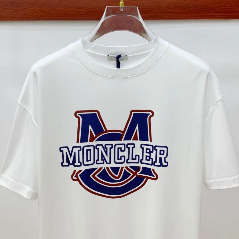 ZipUp Moncler T-Shirts 140029