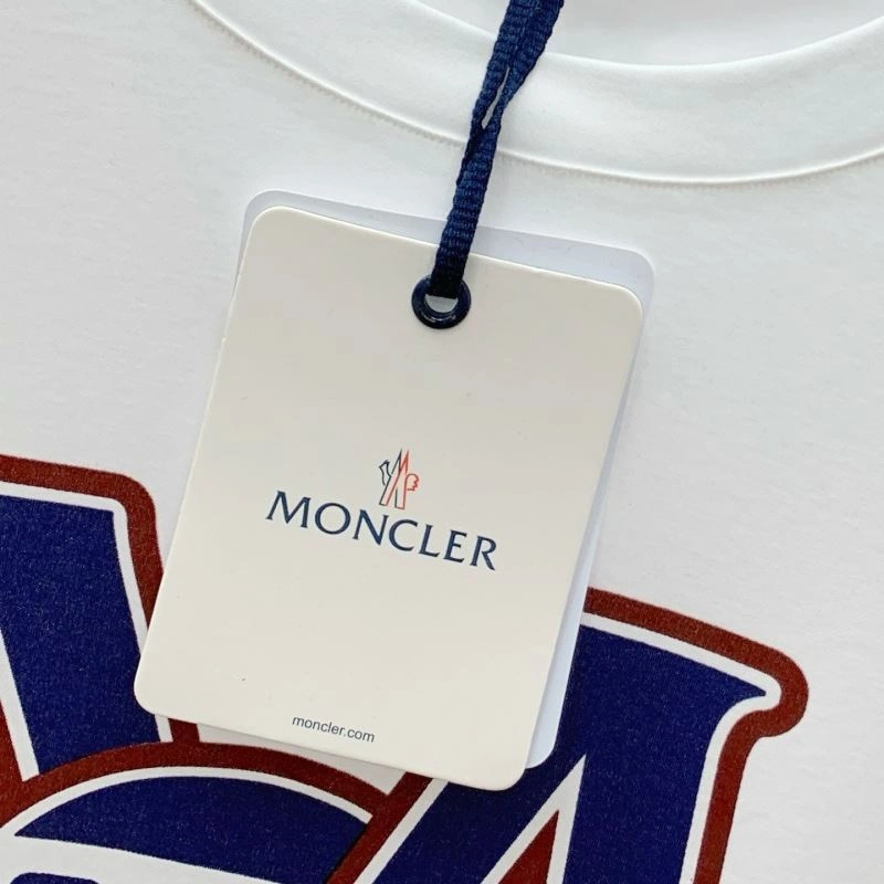 ZipUp Moncler T-Shirts 140029