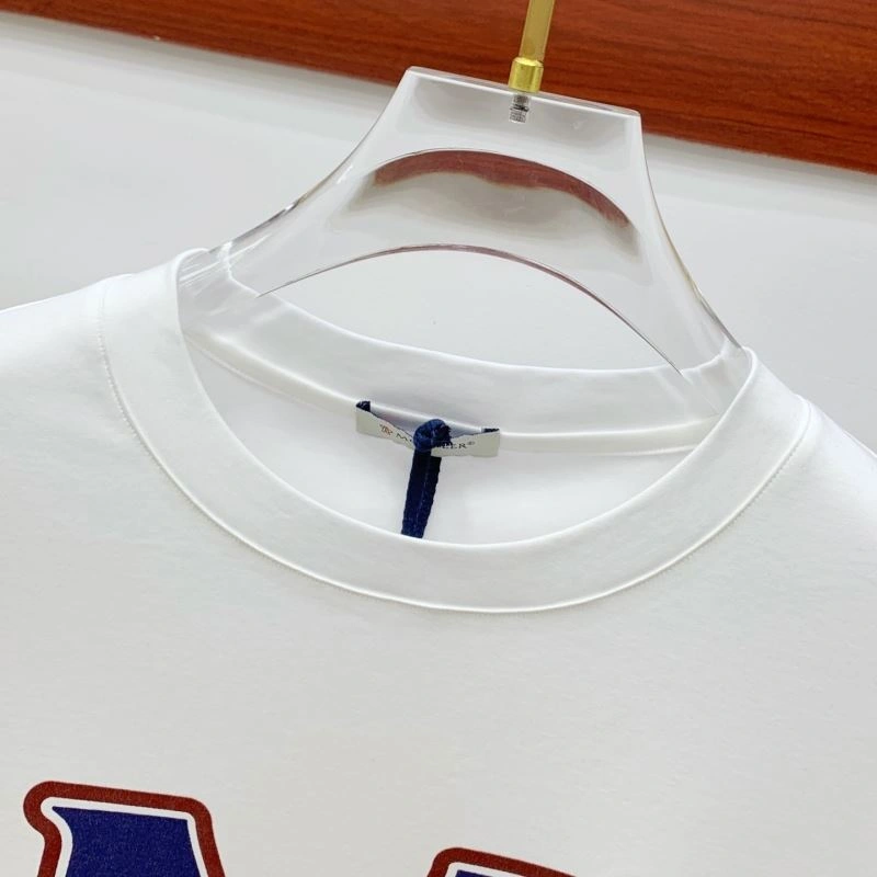 ZipUp Moncler T-Shirts 140029