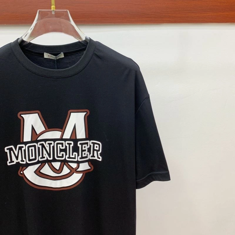 Breathable Moncler T-Shirts 140020