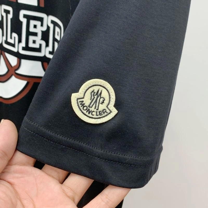 Breathable Moncler T-Shirts 140020