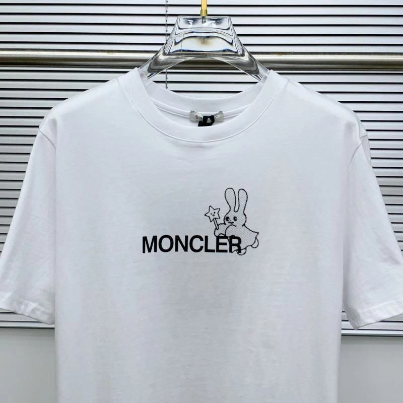 Moncler T-Shirts MoistureWicking 140018