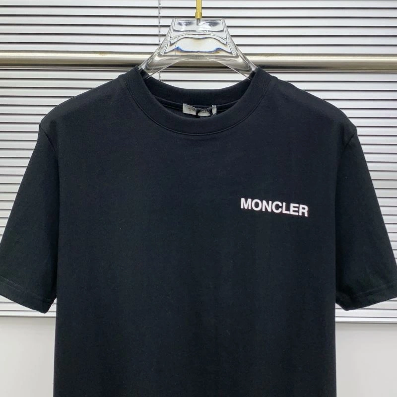 Attractive Moncler T-Shirts 140022
