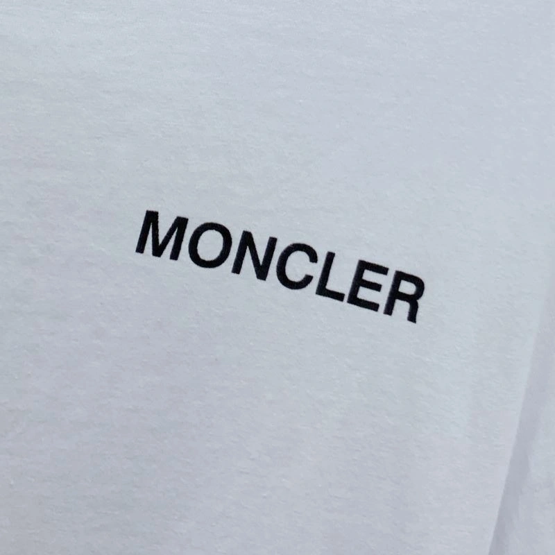 Snug Moncler T-Shirts 140017