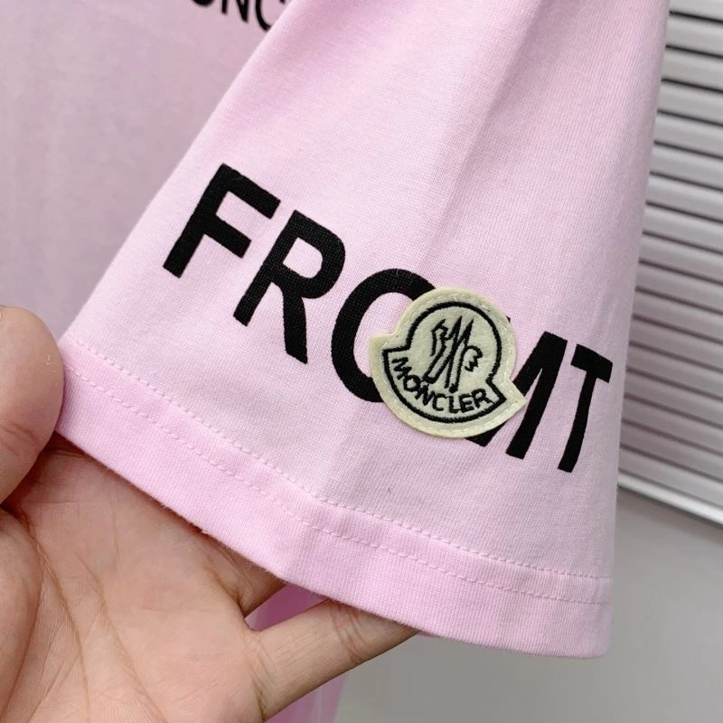 FashionForward Moncler T-Shirts 139488