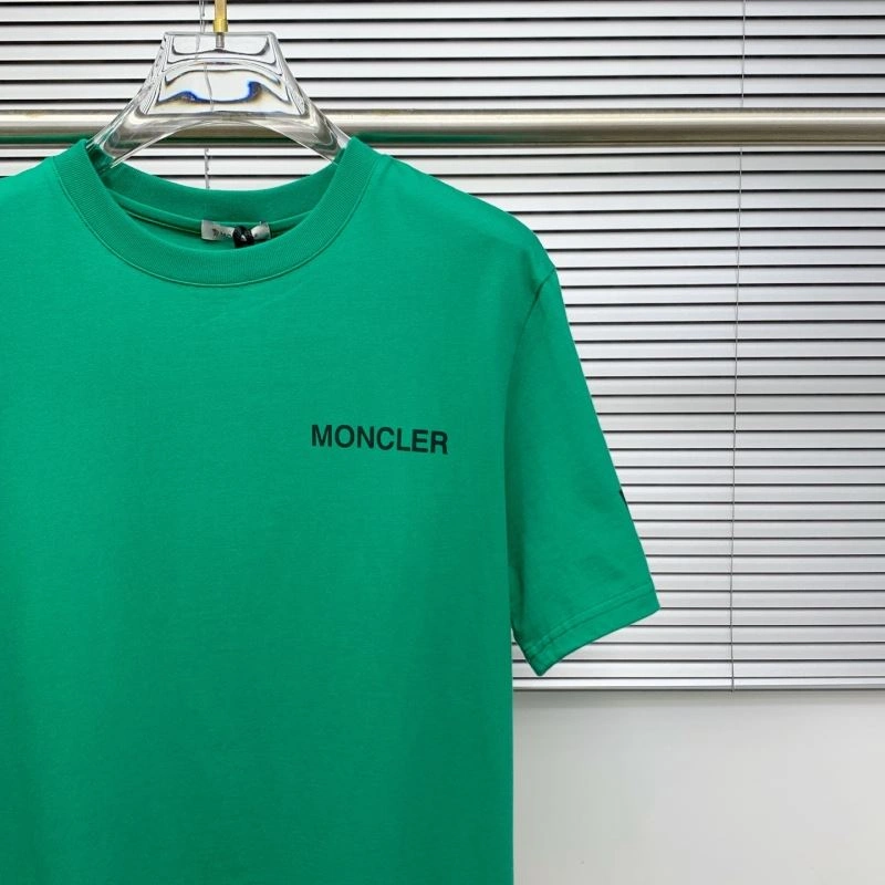 Moncler T-Shirts Comfortable 140021
