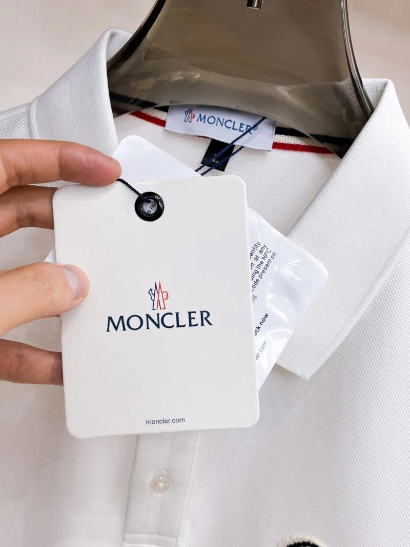 Moncler T-Shirts Packable 140016