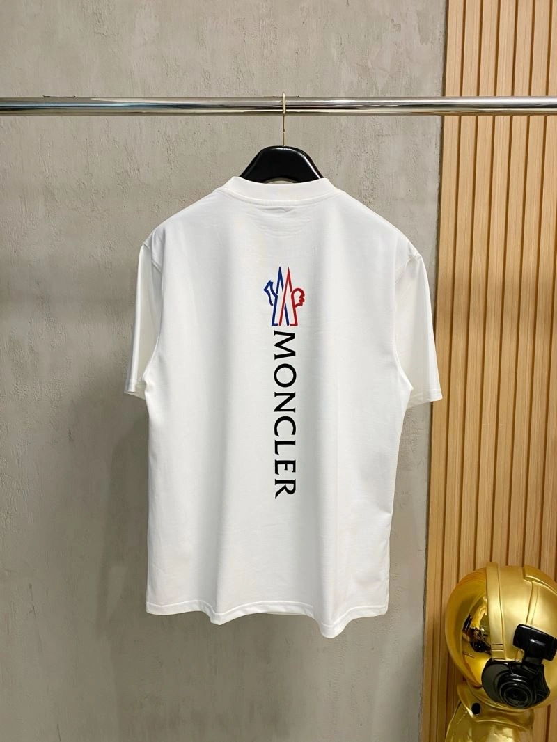 Moncler T-Shirts Stretchable 140014