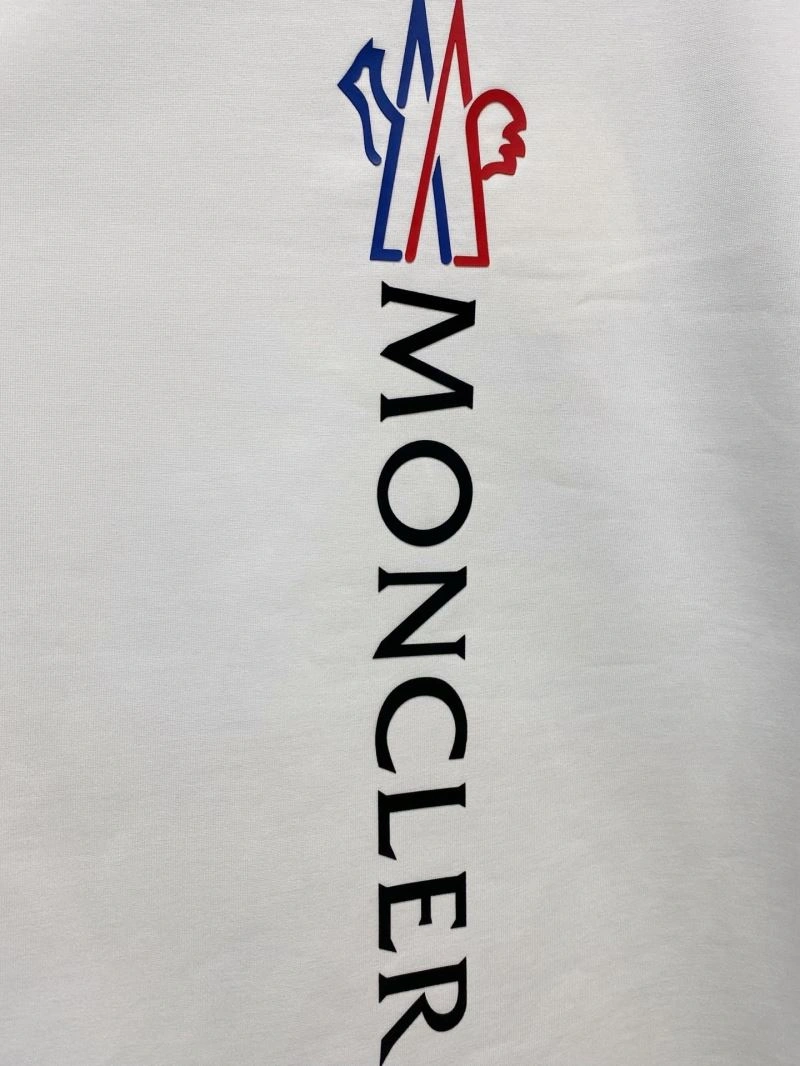 Moncler T-Shirts Stretchable 140014