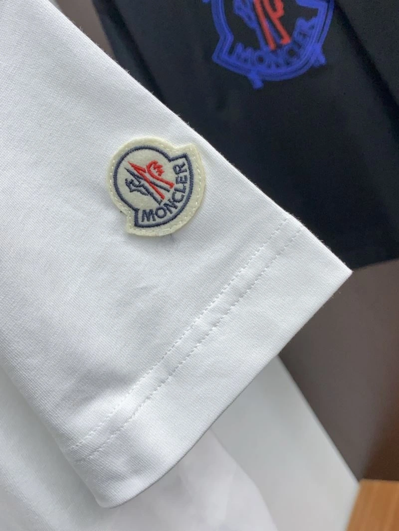 Moncler T-Shirts EasyCare 140010