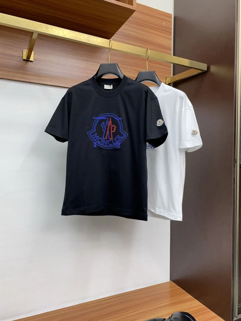 Moncler T-Shirts EasyCare 140010